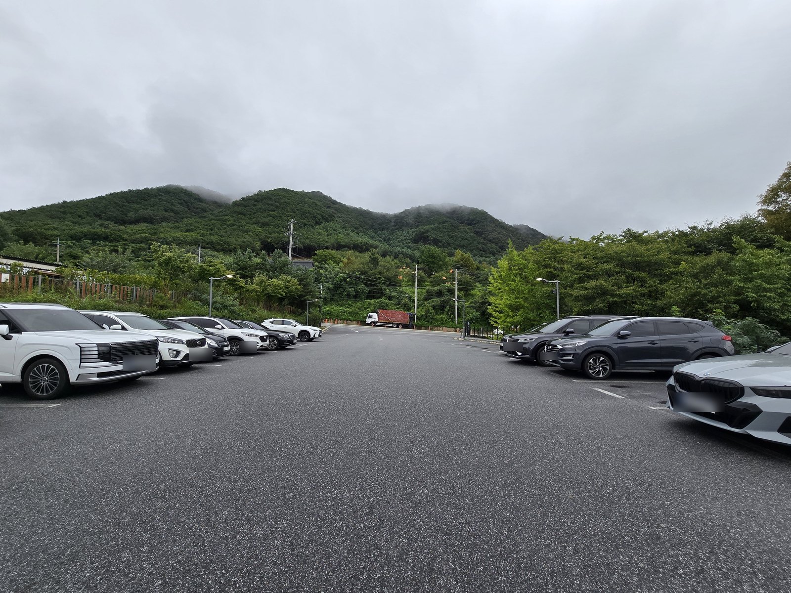 스타벅스 춘천구봉산R점 무료 주차장